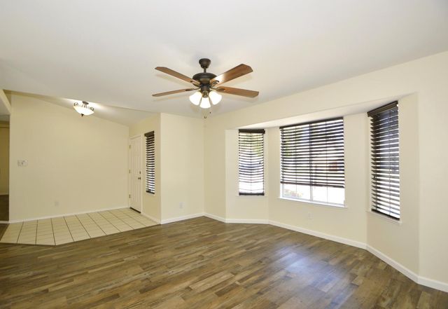 1879 E El Paso Avenue, Fresno, CA 93720