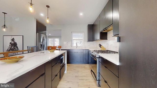 2228 S ST NE, Washington, DC 20002