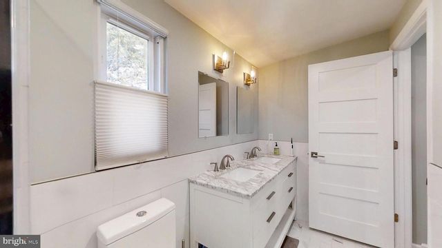 2228 S ST NE, Washington, DC 20002