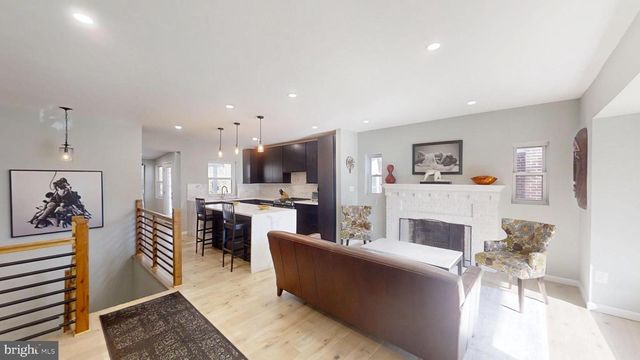 2228 S ST NE, Washington, DC 20002