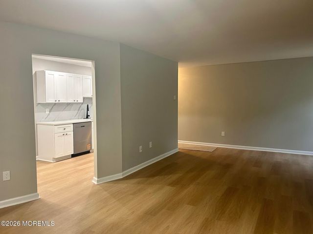 140 Amberly Drive J, Englishtown, NJ 07726