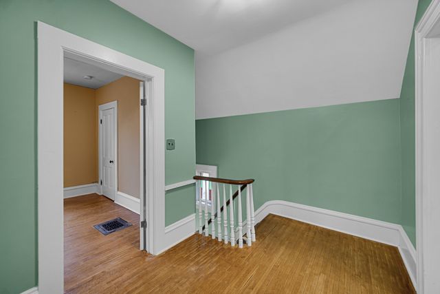 268 Seneca Street, Elgin, IL 60120