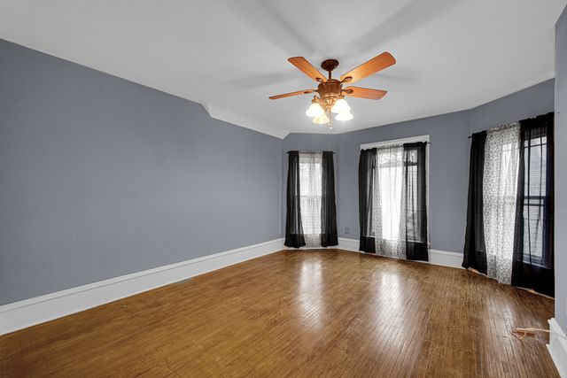 268 Seneca Street, Elgin, IL 60120