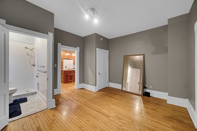 268 Seneca Street, Elgin, IL 60120