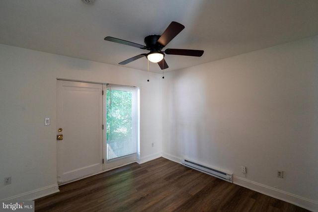 715 W 8TH ST, Wilmington, DE 19801