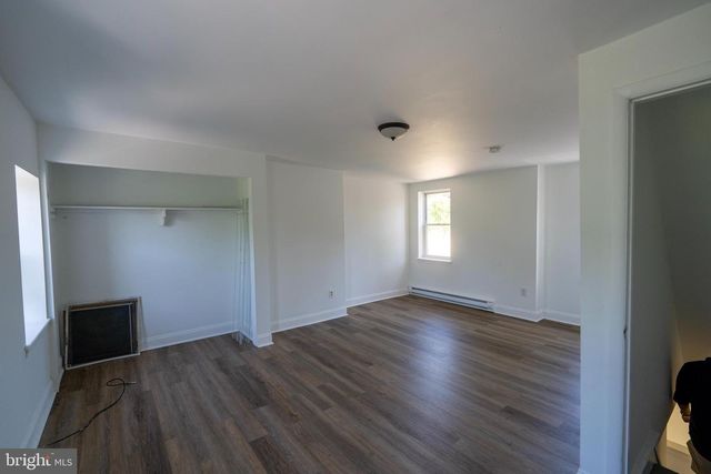 715 W 8TH ST, Wilmington, DE 19801