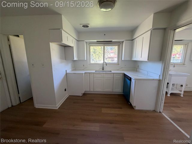 17889 BONSTELLE Avenue, Southfield, MI 48075
