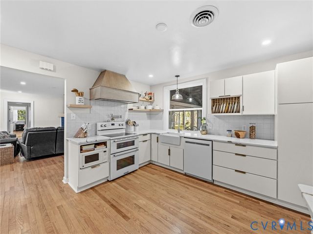 501 Paddington Dr, Midlothian, VA 23114