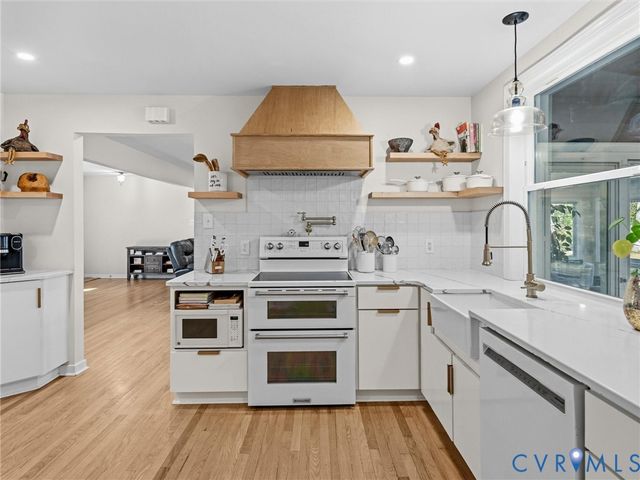 501 Paddington Dr, Midlothian, VA 23114