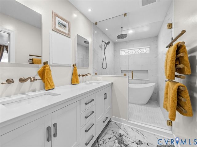 501 Paddington Dr, Midlothian, VA 23114