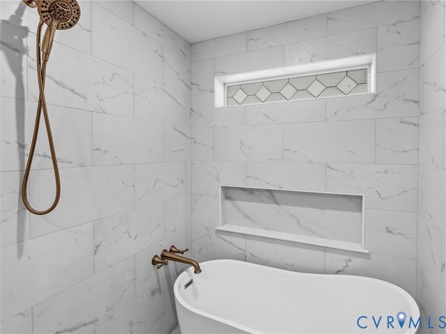 501 Paddington Dr, Midlothian, VA 23114