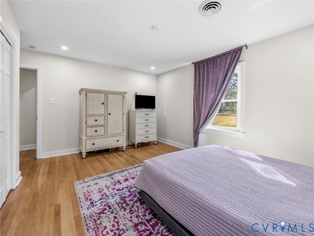 501 Paddington Dr, Midlothian, VA 23114