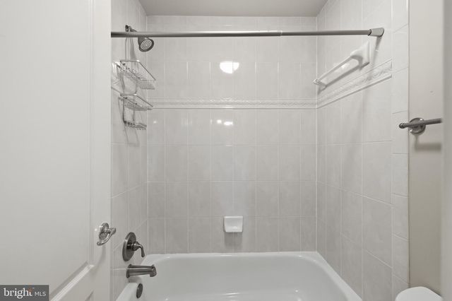 6403 VELLIETY LN, Springfield, VA 22152