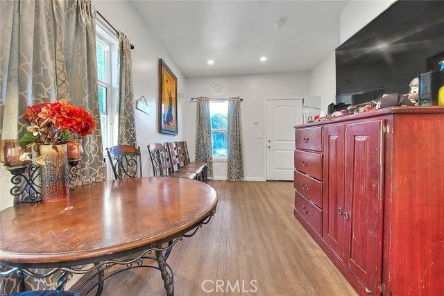 6915 Bonsallo, Lake Los Angeles, CA 90044