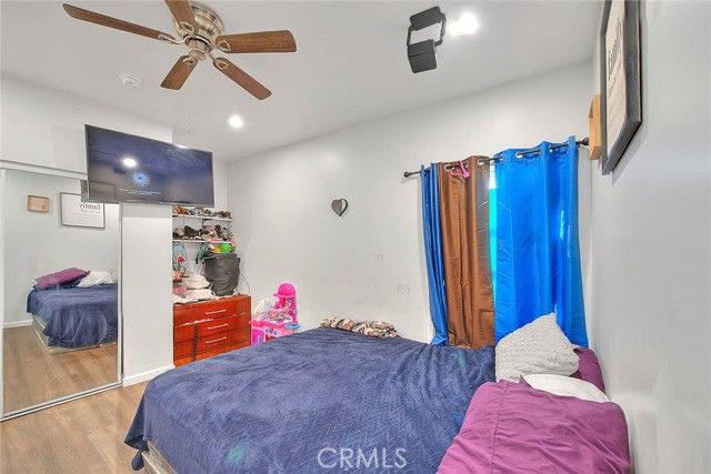 6915 Bonsallo, Lake Los Angeles, CA 90044