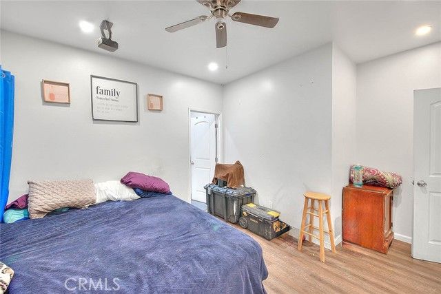 6915 Bonsallo, Lake Los Angeles, CA 90044