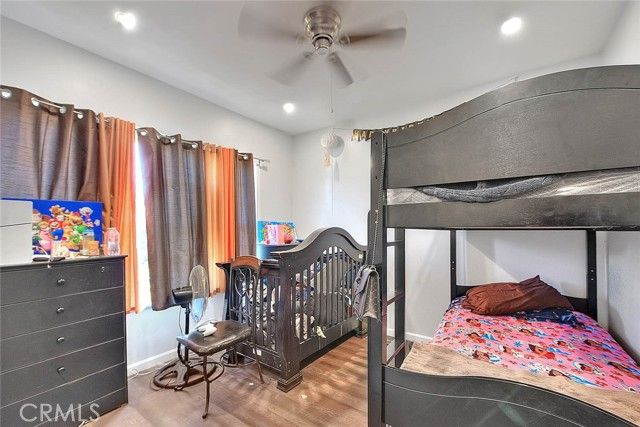 6915 Bonsallo, Lake Los Angeles, CA 90044