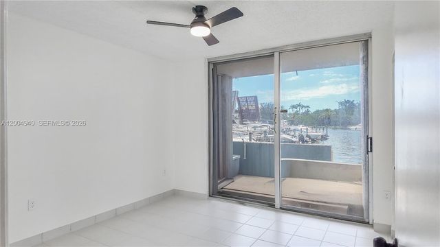 1700 NW N River Dr 106, Miami, FL 33125