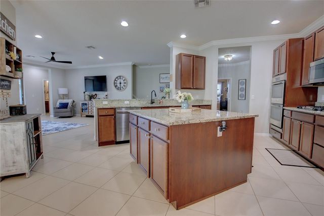 927 SHERBOURNE CIRCLE, Lake Mary, FL 32746