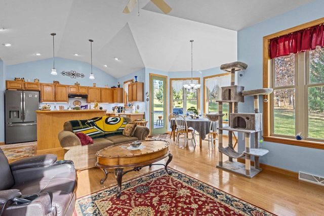 W2608 Menominee Drive, Markesan, WI 53968