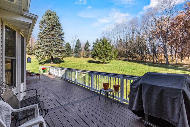 W2608 Menominee Drive, Markesan, WI 53968