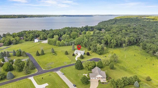 W2608 Menominee Drive, Markesan, WI 53968