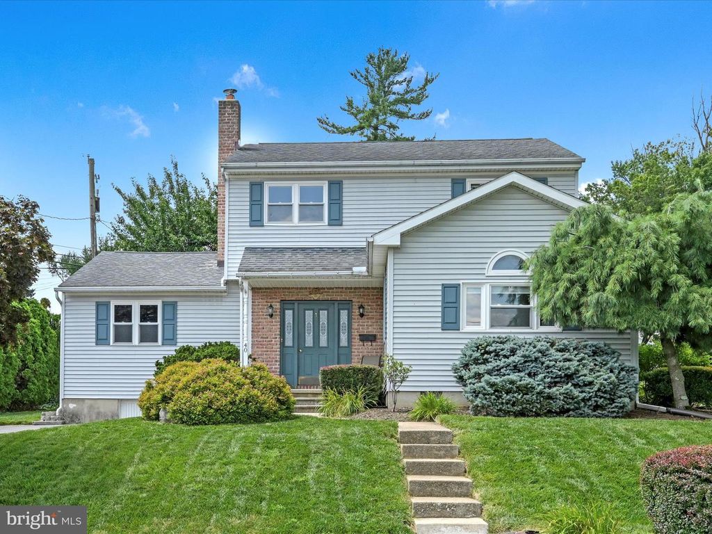 40 PINE ST, Wernersville, PA 19565