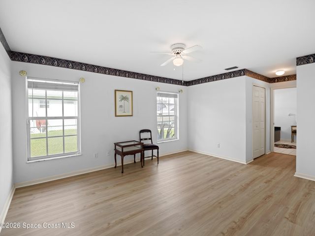 107 Larchmont Terrace W, Sebastian, FL 32958