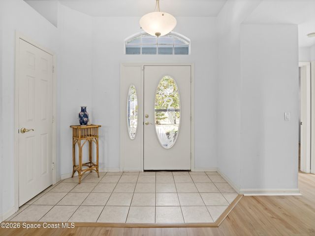 107 Larchmont Terrace W, Sebastian, FL 32958