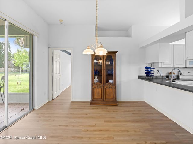 107 Larchmont Terrace W, Sebastian, FL 32958
