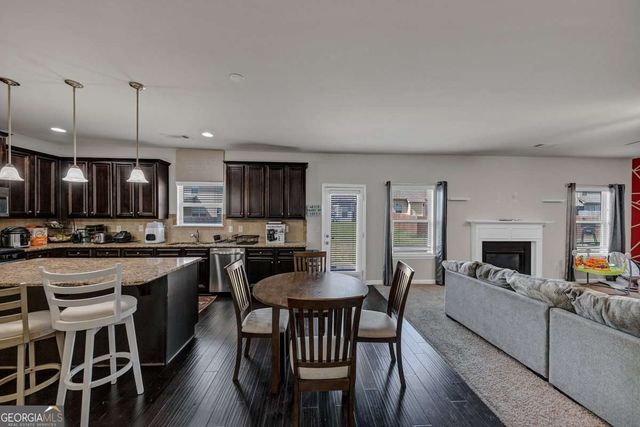 7801 Flyaway Road, Fairburn, GA 30213