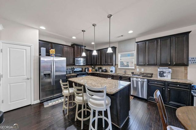 7801 Flyaway Road, Fairburn, GA 30213