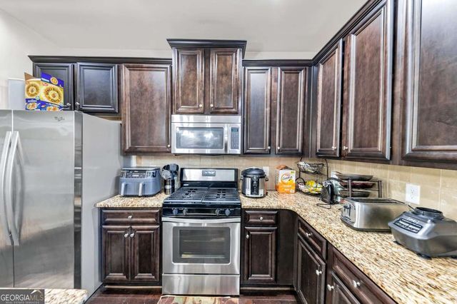 7801 Flyaway Road, Fairburn, GA 30213