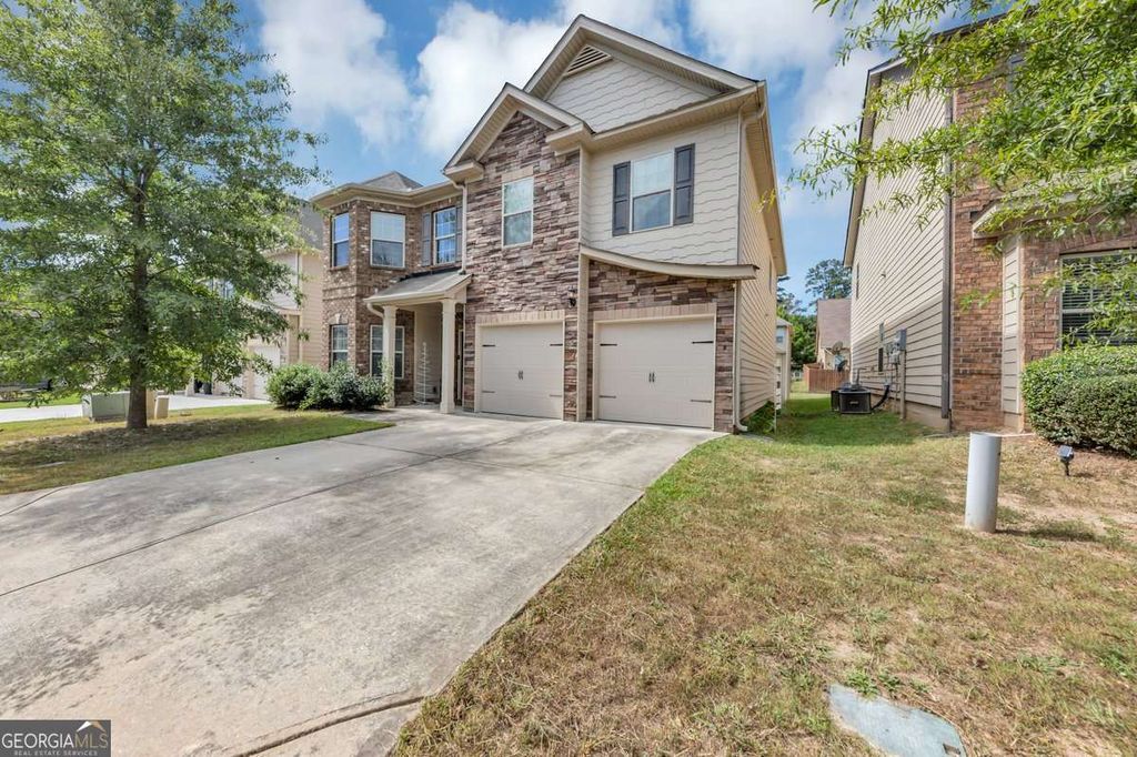 7801 Flyaway Road, Fairburn, GA 30213