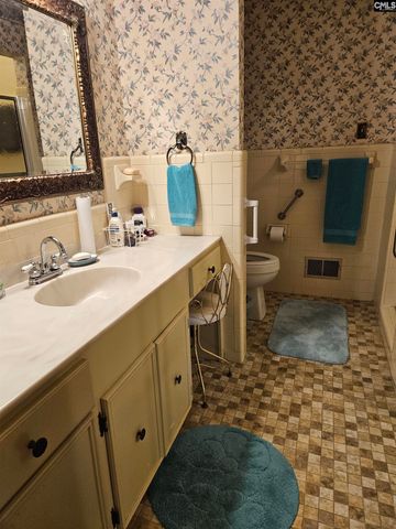 303 Carlisle Avenue, Winnsboro, SC 29180