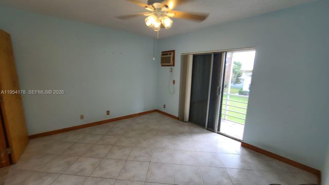 135 Coventry F 135, West Palm Beach, FL 33417