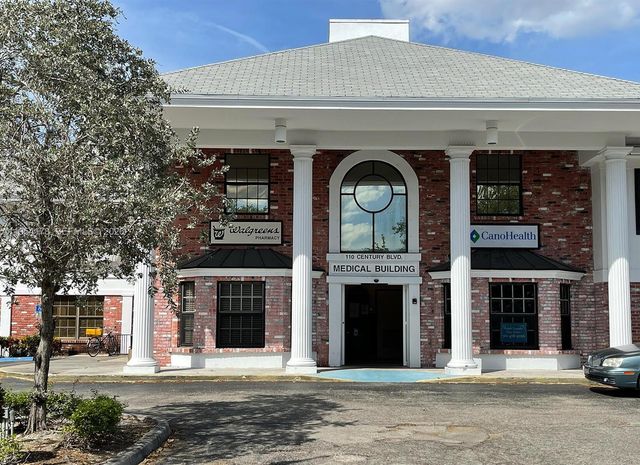 135 Coventry F 135, West Palm Beach, FL 33417