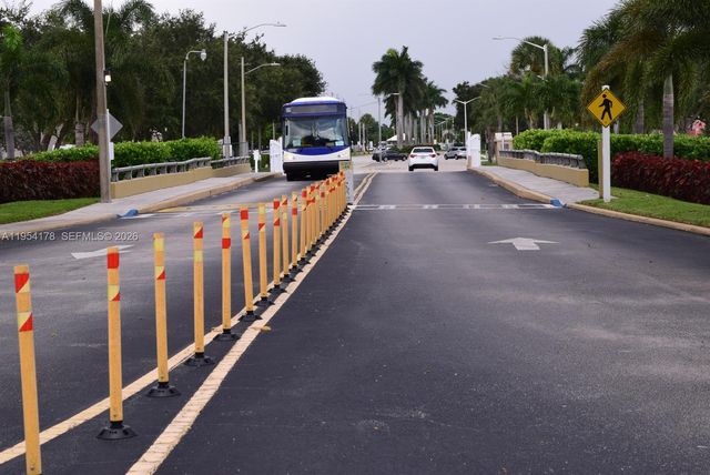 135 Coventry F 135, West Palm Beach, FL 33417