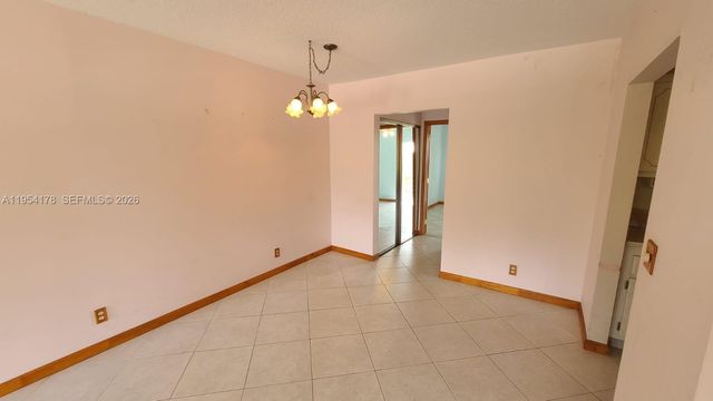 135 Coventry F 135, West Palm Beach, FL 33417