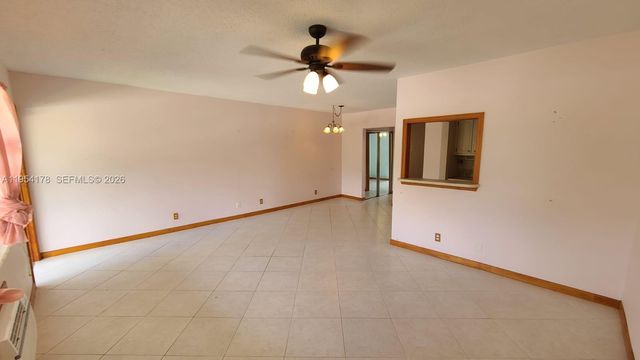 135 Coventry F 135, West Palm Beach, FL 33417