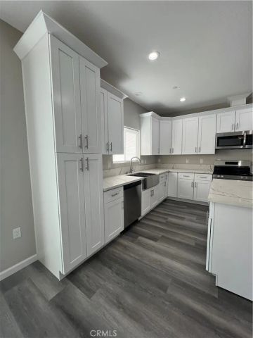 40546 172nd Street East, Lake Los Angeles, CA 93525