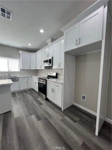 40546 172nd Street East, Lake Los Angeles, CA 93525