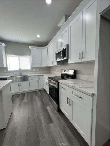 40546 172nd Street East, Lake Los Angeles, CA 93525