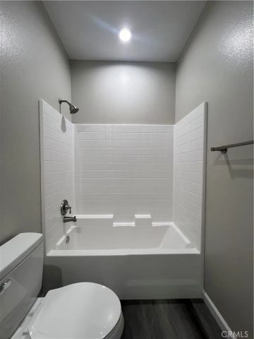 40546 172nd Street East, Lake Los Angeles, CA 93525