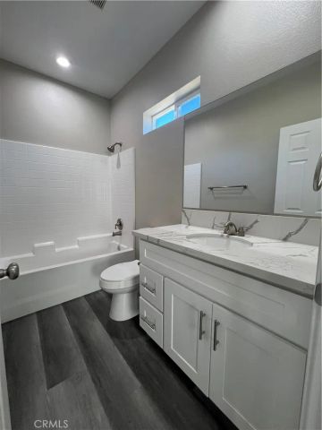 40546 172nd Street East, Lake Los Angeles, CA 93525