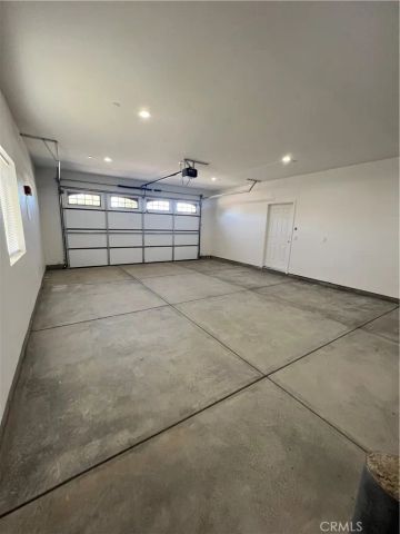 40546 172nd Street East, Lake Los Angeles, CA 93525