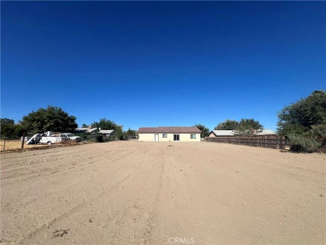 40546 172nd Street East, Lake Los Angeles, CA 93525