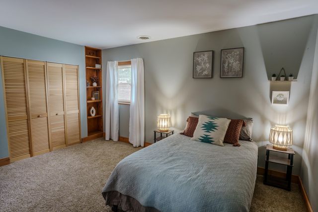 405 E Chicago Street, Valparaiso, IN 46383