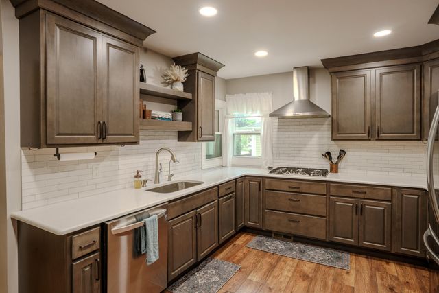 405 E Chicago Street, Valparaiso, IN 46383