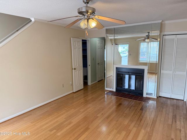 2907 Cedar Creek Road E, Greenville, NC 27834